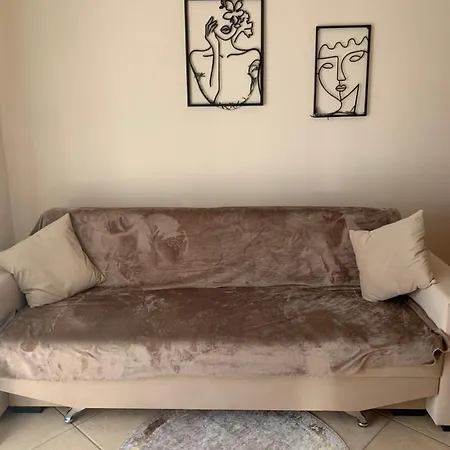 Apartament Melody Apartament 1 *